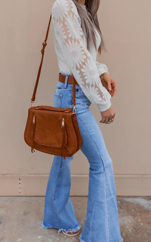 Spitzen-Top mit Strickmuster | Florale Ärmel | Elegante Leichtigkeit