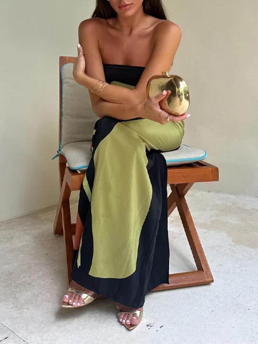 Sommerkleid für Damen - Leichtes Bandeau-Maxikleid mit tropischem Muster