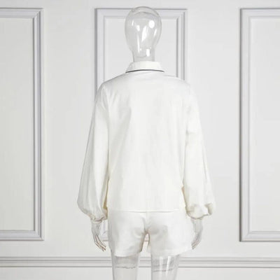 Elegantes Set mit Hemdbluse und Shorts