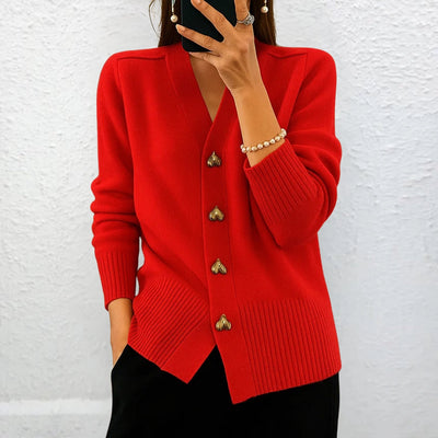 Lydia™ | Eleganter Pullover mit Herzknöpfen