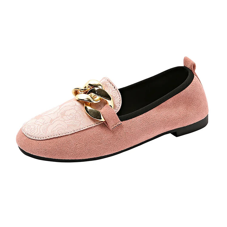 Brzyna - Elegante Loafers mit dekorativem Kettendetail