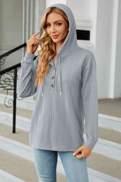 Kabelstrick-Kapuzenpullover mit Langärmeln für Damen