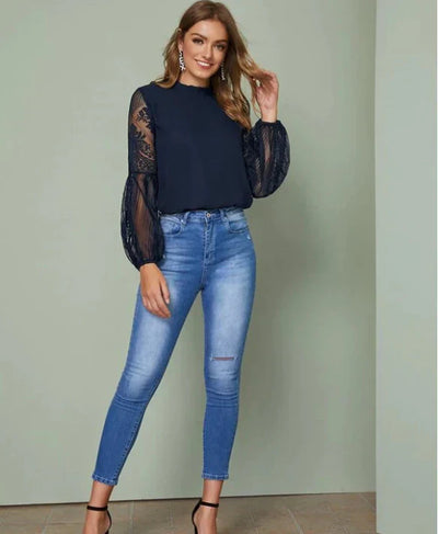 Ariadne® | Bluse mit Spitzenärmeln und hohem Kragen