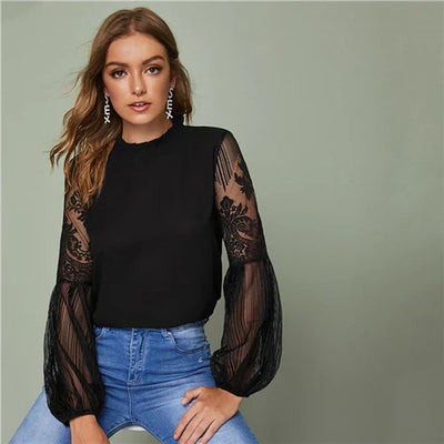 Ariadne® | Bluse mit Spitzenärmeln und hohem Kragen