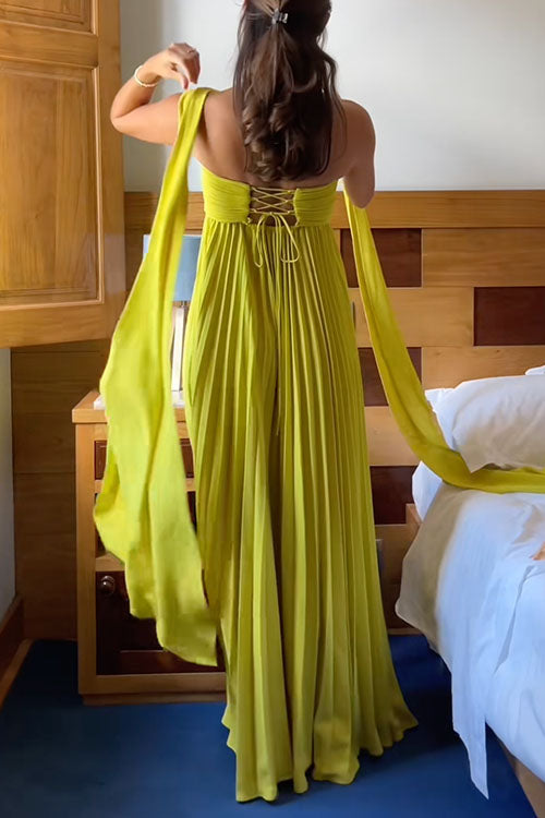 Katrina – Schulterfreies Maxikleid mit Schnürung und Faltenrock