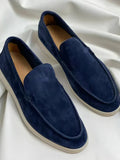 Marineblau