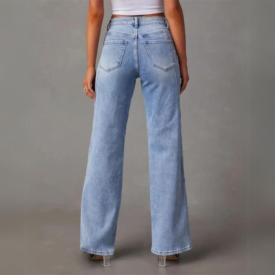 Amanie® | Zeitloser Flare-Denim für Damen