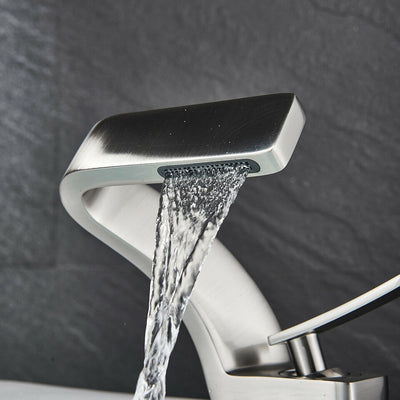 AquaArc Moderner Küchenwasserhahn