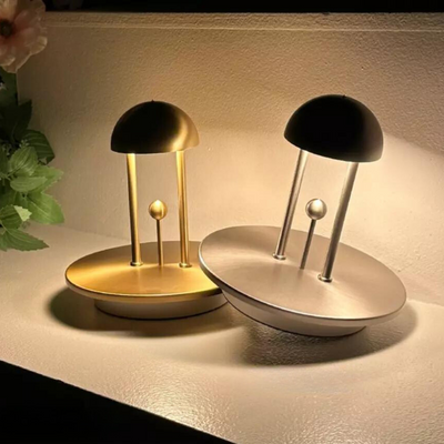 LumaDome Minimalistische Tischlampe – Elegantes Kuppeldesign