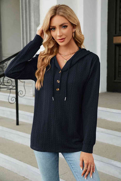 Kabelstrick-Kapuzenpullover mit Langärmeln für Damen