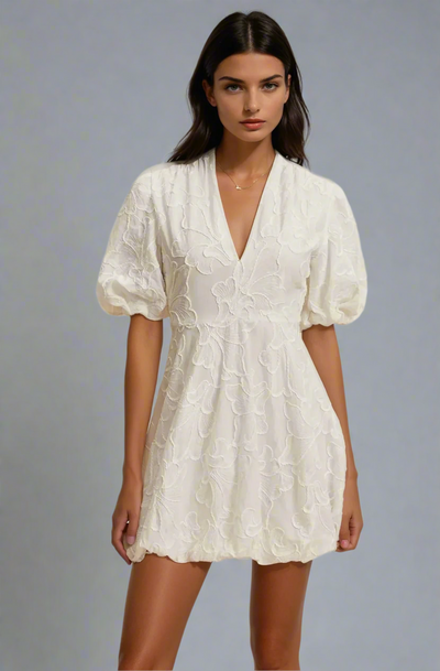 KYARA I ZEITLOSES WEISSES KLEID