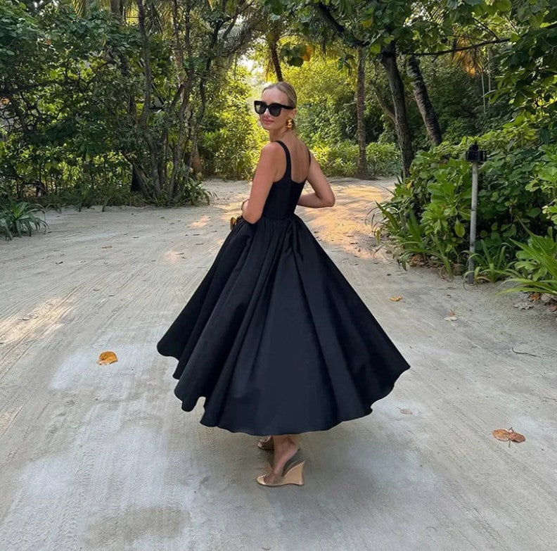 Elegantes Abendkleid | Taillierte Silhouette & weitschwingender Rock | Klassische Raffinesse