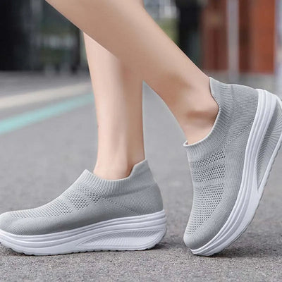 Sommerliche Sneaker für Damen – Trendige bequeme Slip-on Schuhe