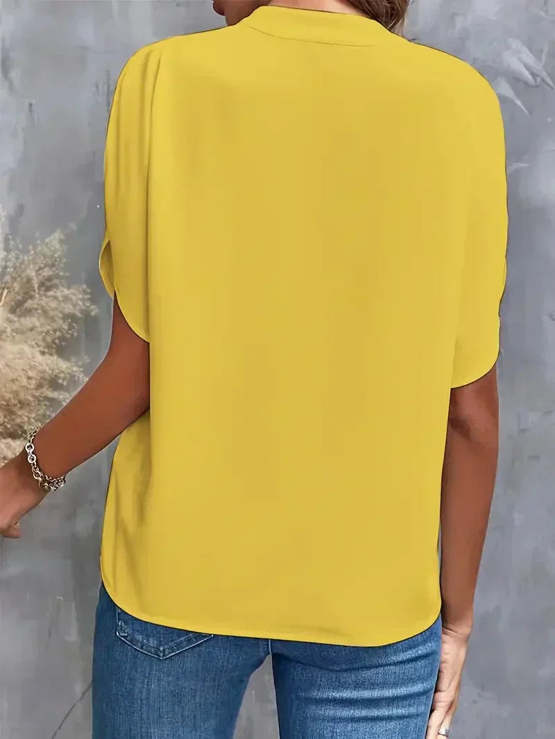 T-Shirt mit V-Ausschnitt | WIEN