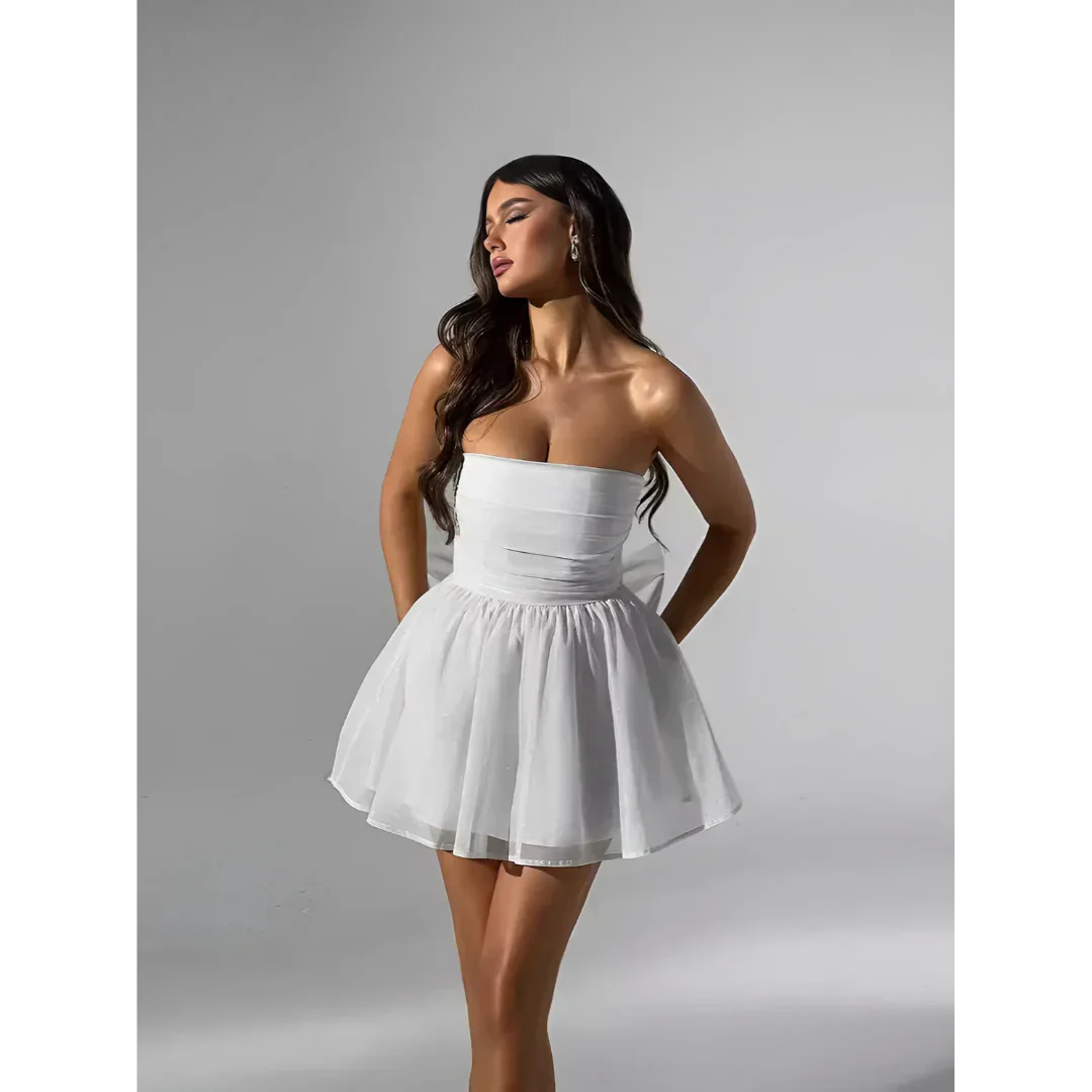 Glitzerndes Mini-Kleid | Trägerlos & Elegant | Party-Highlight