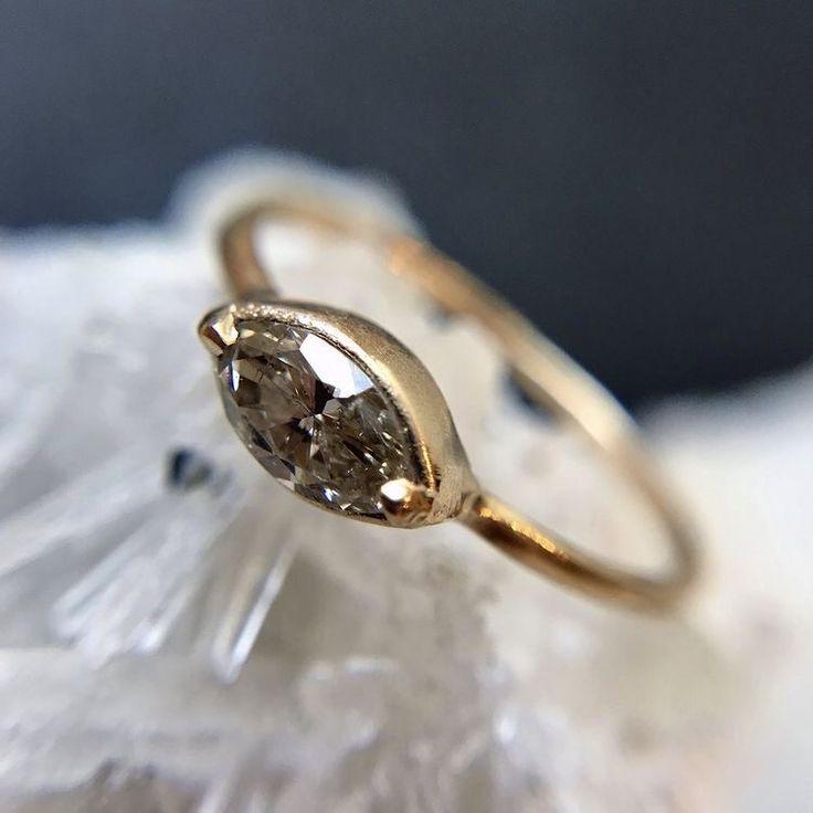 Vintage Crystaline Auge Stein Ring