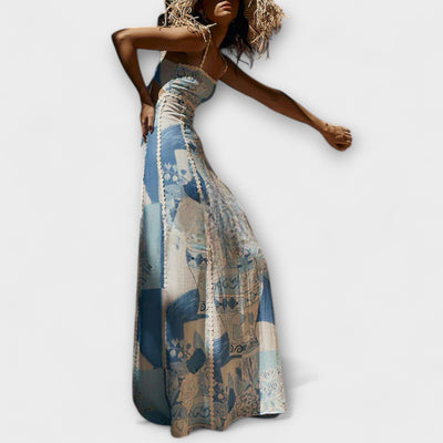 Lirienne – Fließendes Maxikleid mit Trägern und Musterstruktur