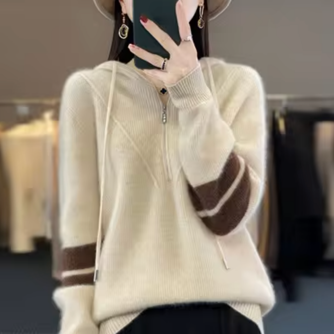 Strickpullover mit Kapuze für Frauen