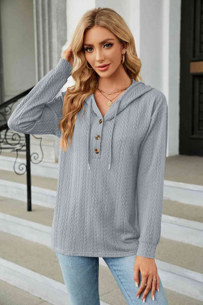Kabelstrick-Kapuzenpullover mit Langärmeln für Damen