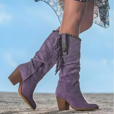 Sommerliche Cowboy Stiefel für Damen - Boho-Style Wildleder Stiefel mit Fransen