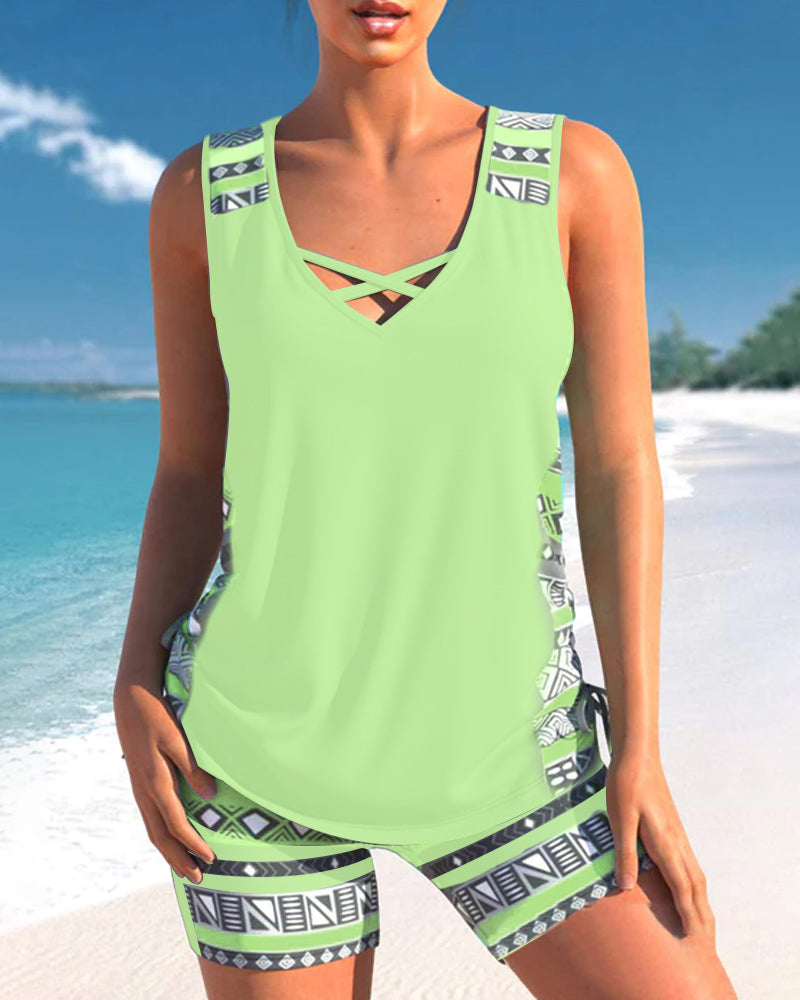 Helena - Tankini mit geometrischem Muster und V-Ausschnitt