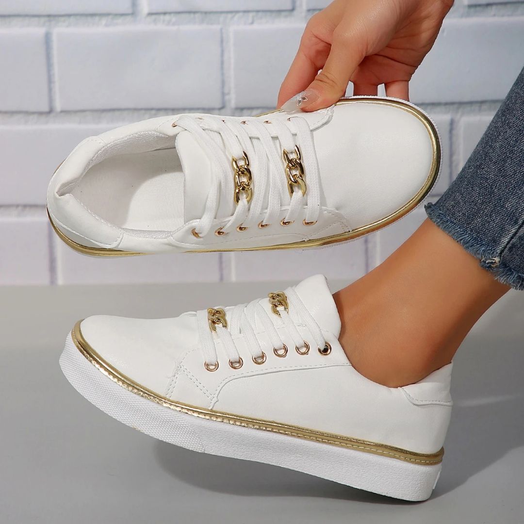 Gabi Sommersneaker | Bequeme Damen Sneaker mit Goldakzenten und Weicher Einlegesohle für den Sommer