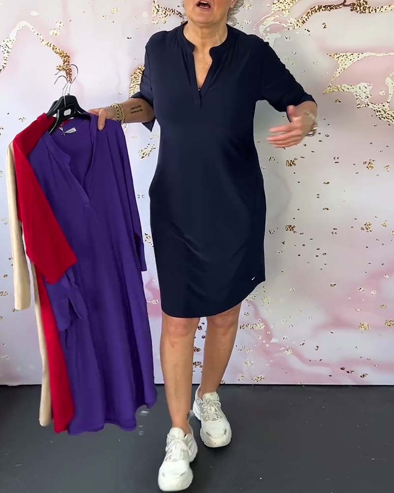 Emily™ | Einfarbiges Kleid mit V-Ausschnitt