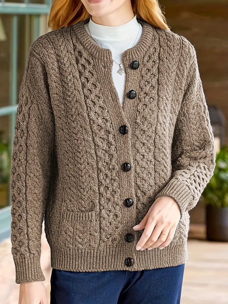 ELEGANTER KABELSTRICK-CARDIGAN | STILVOLL, KOMFORTABEL, VIELSEITIG