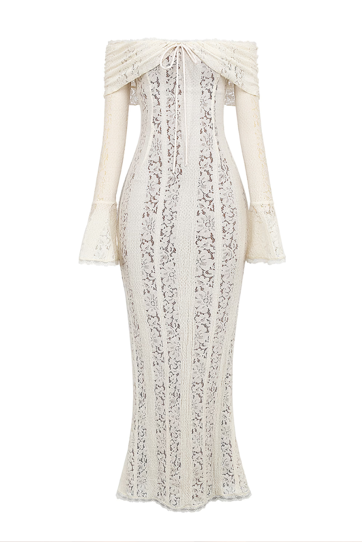 Viraya – Schulterfreies Maxikleid aus Häkelspitze