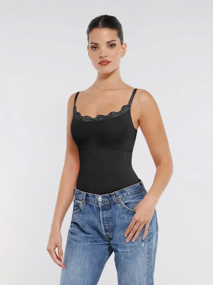 Konturierter Camisole-Body aus Spitze