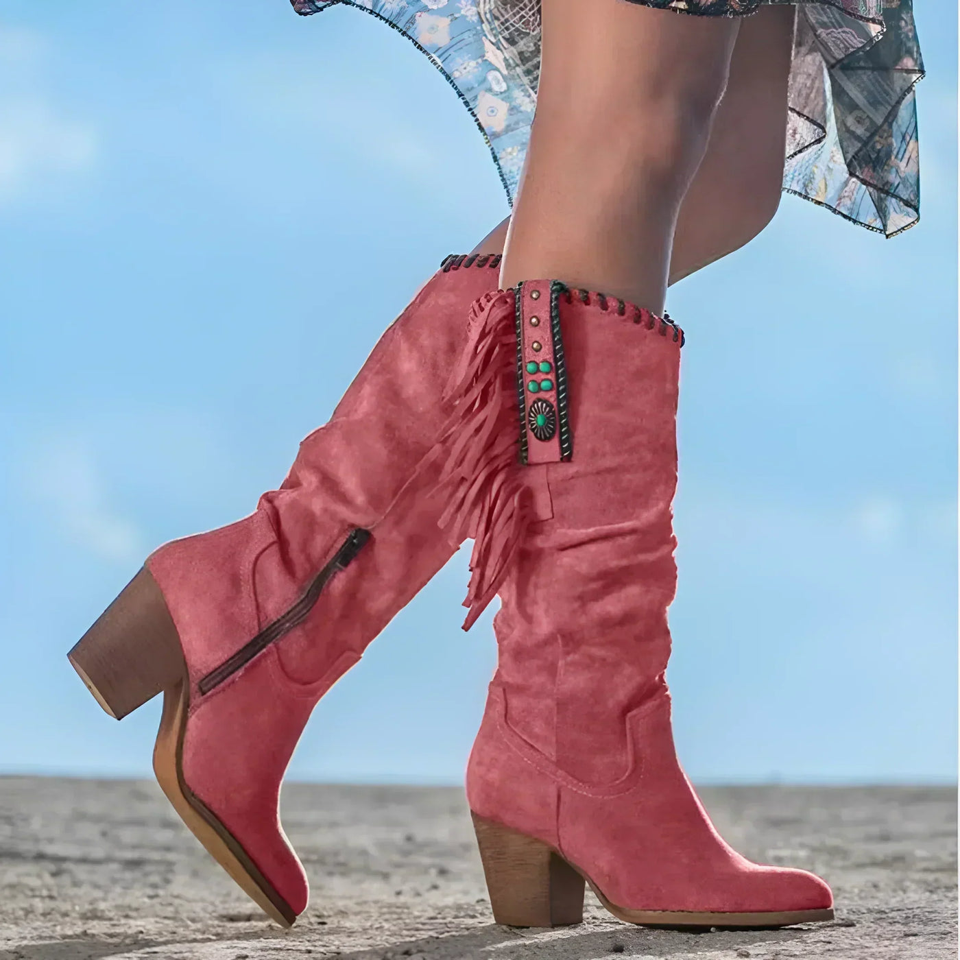 Sommerliche Cowboy Stiefel für Damen - Boho-Style Wildleder Stiefel mit Fransen
