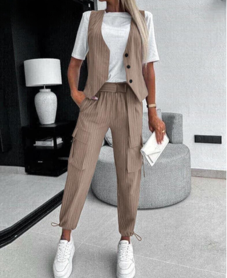 Laura Asymmetrisches Sommer-Set | Stilvolles, trendiges 2-teiliges Set mit Weste und Hose