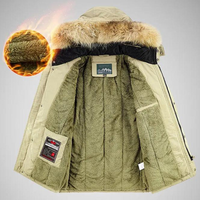 Winterjacke mit Fellkapuze für Männer