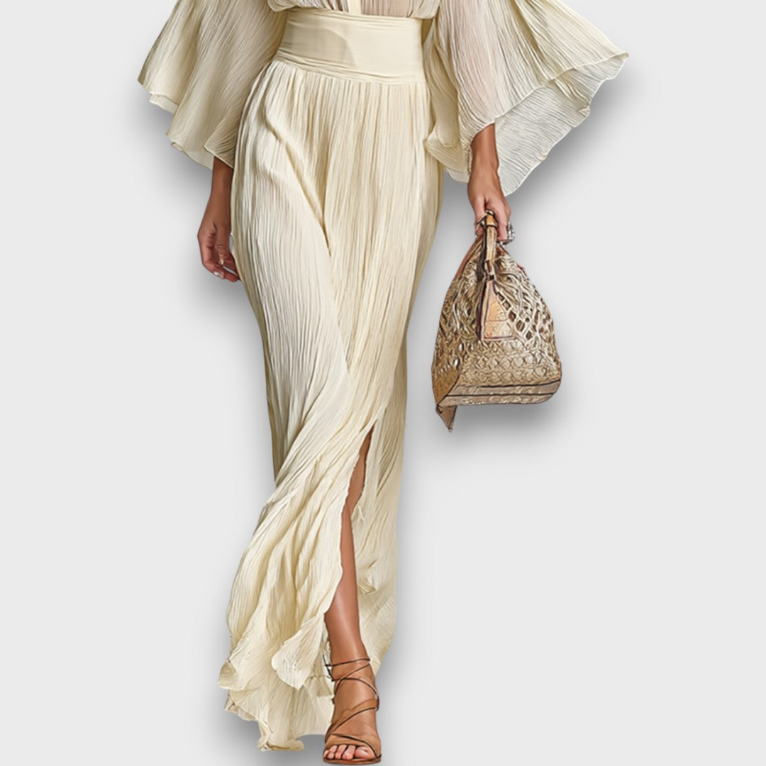 Meliora – Plissierte Chiffonbluse mit hohem Kragen