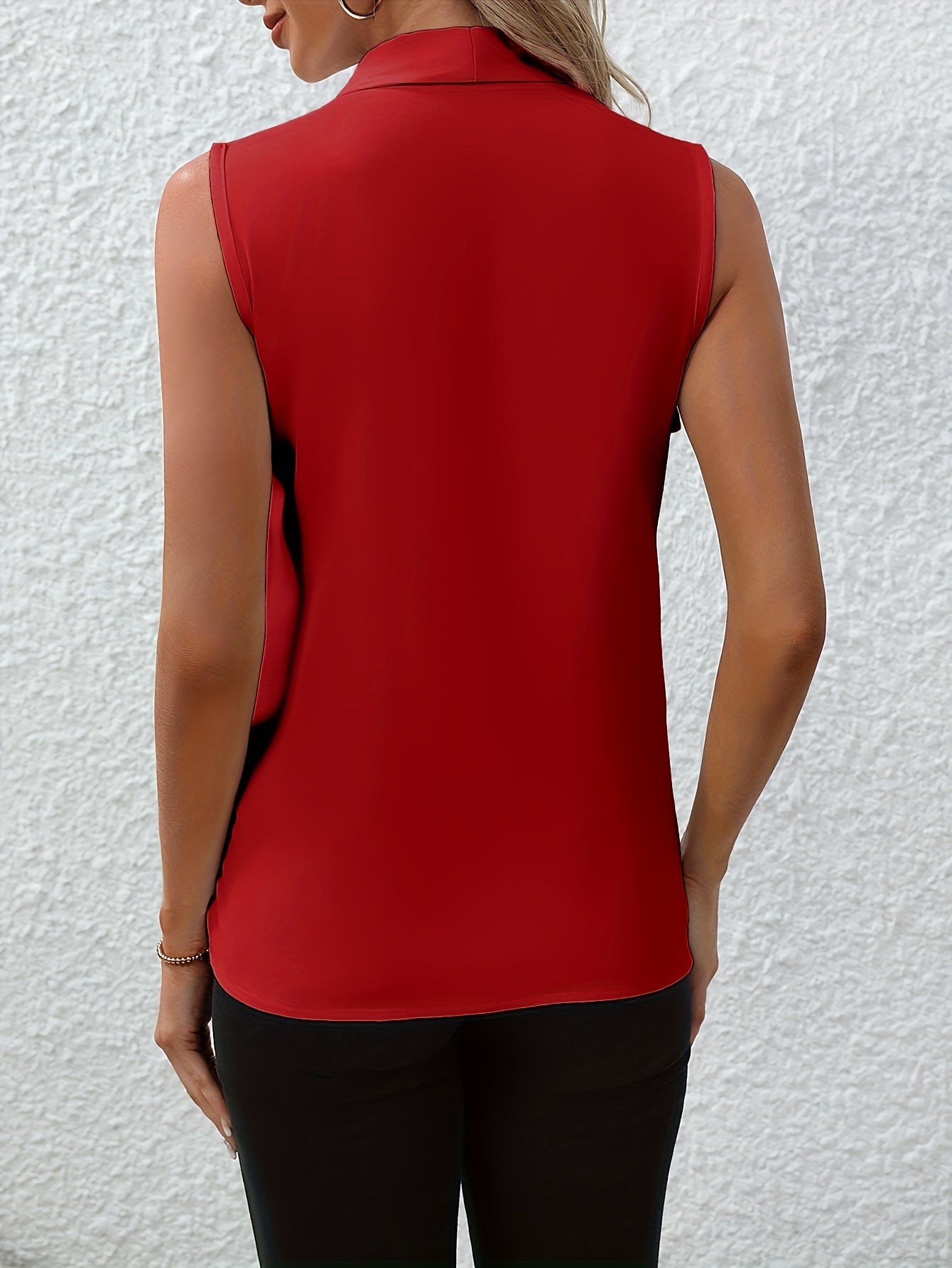 Annabel™ | Ärmellose Bluse mit V-Ausschnitt