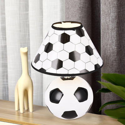 StrikerShade – Fußball keramische Schreibtischlampe