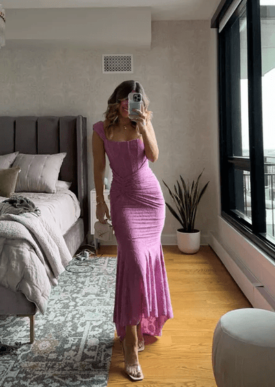 Spitzen-Maxikleid mit Drapierung | Romantischer Look | Feminine Eleganz
