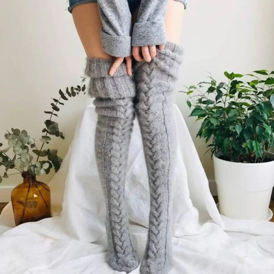 Gestrickte Kniestrümpfe für Damen