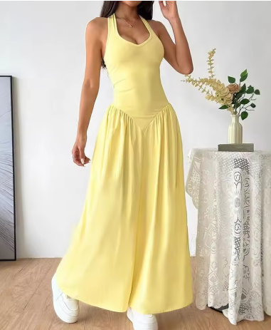 June – Gelbes Rückenfreies Maxikleid