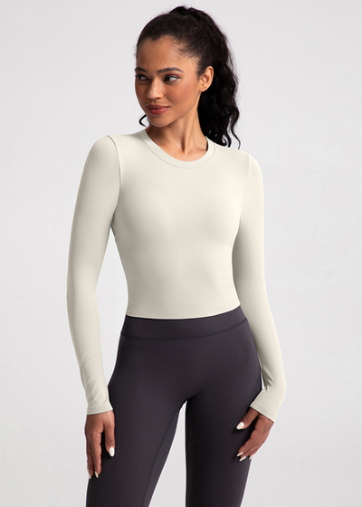 T-Shirt mit Knoten – Langarm – Integrierter BH