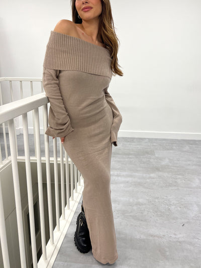 Azrielle™ | Überfaltetes Strick-Maxikleid