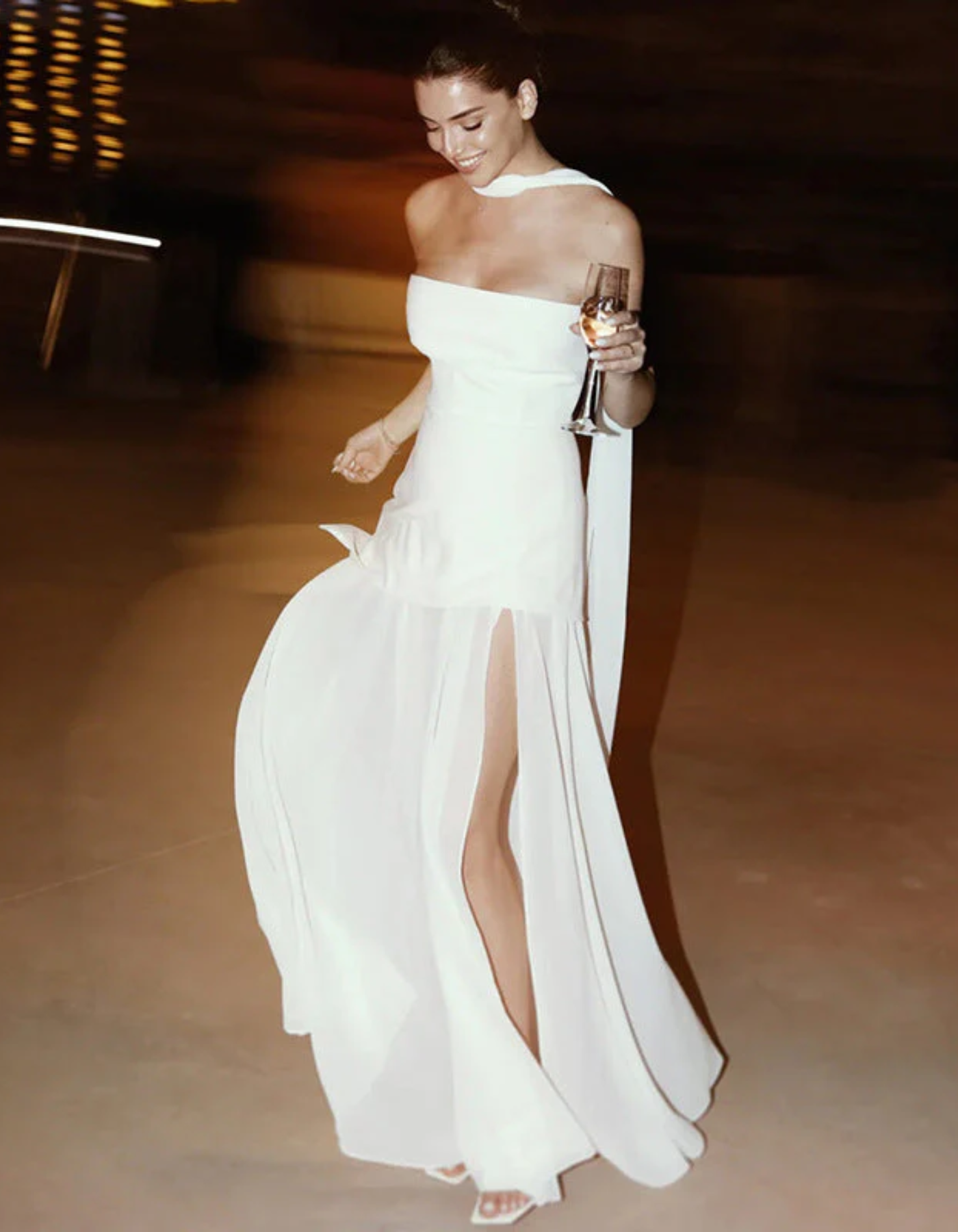 Aylin – Trägerloses Chiffon-Maxikleid