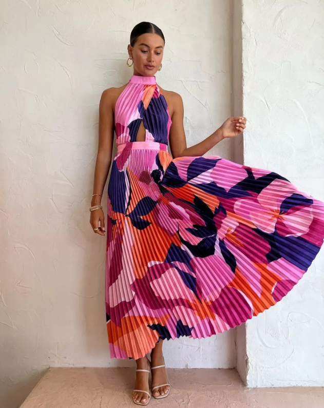 Plissee-Maxikleid | Cut-Out-Detail | Eleganter Neckholder