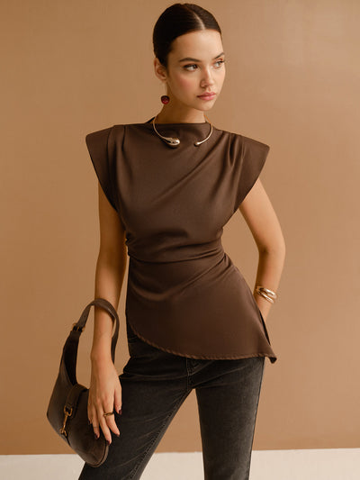 Ärmelloses Drapé-Top | Asymmetrischer Saum | Taillierter Schnitt