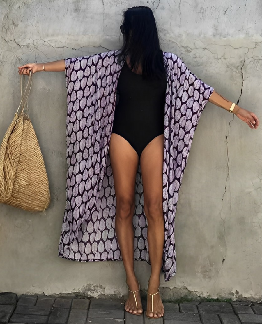 Leona Bohemian Kimono | Sommerlich-stilvoller Strandkimono mit tropischem Muster