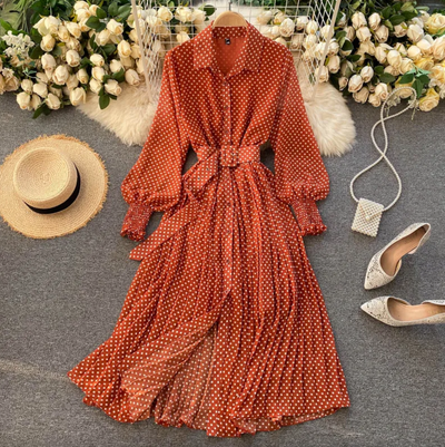 Elegantes Kleid mit Polka Dot - Prima
