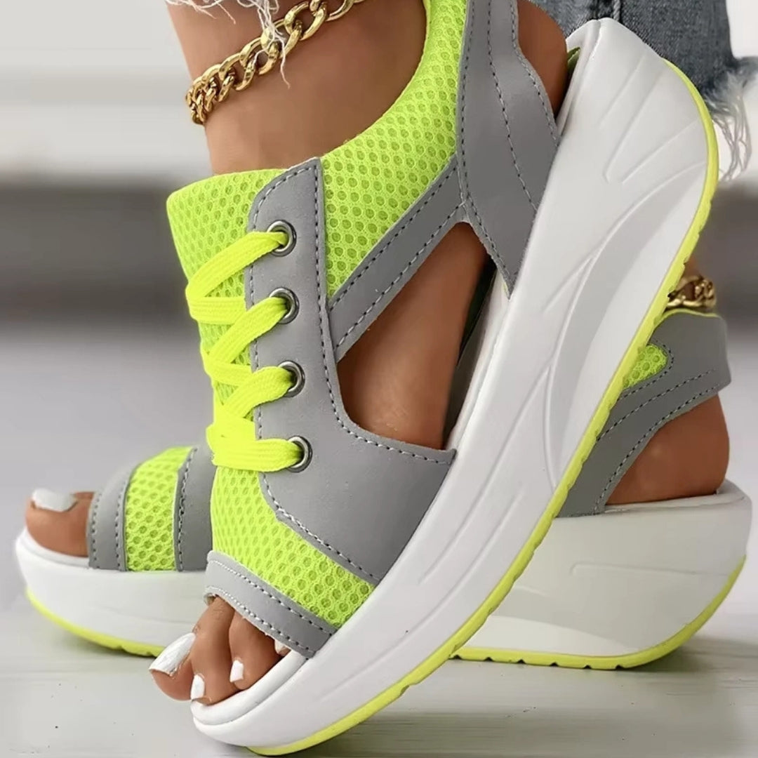 Sandaletten für Damen - Bequeme Schnürsandalen für den Sommer 2024