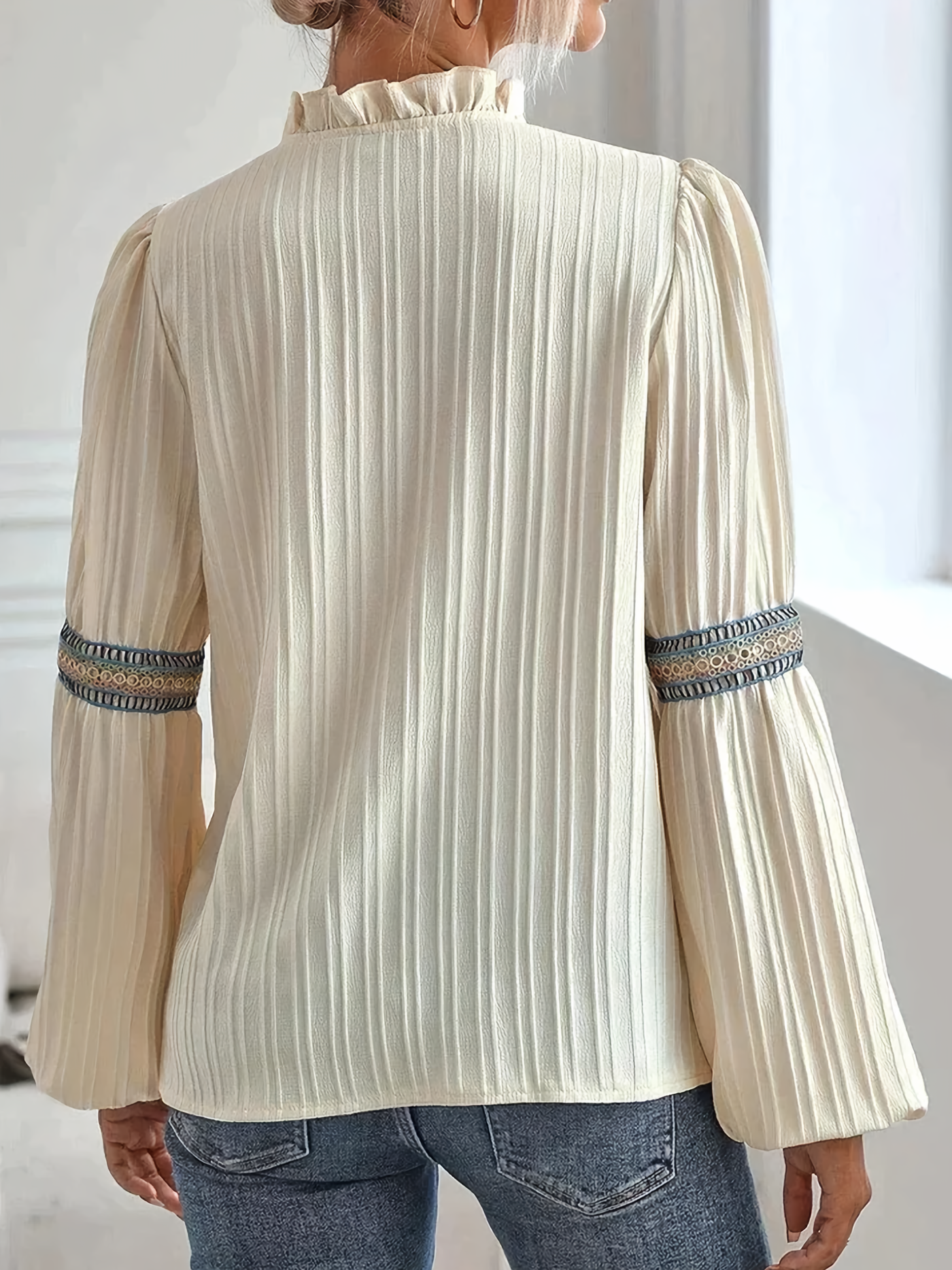 Alphonsin® | Atemberaubende Bluse mit V-Ausschnitt