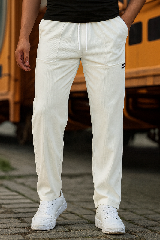 Stylische Trainingshose für Herren mit praktischen Taschen und moderner Passform