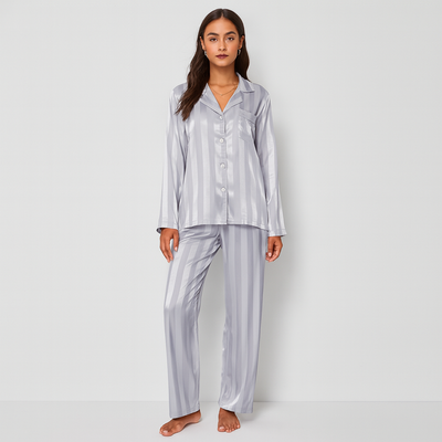 Gemütliches Damen-Pyjama-Set